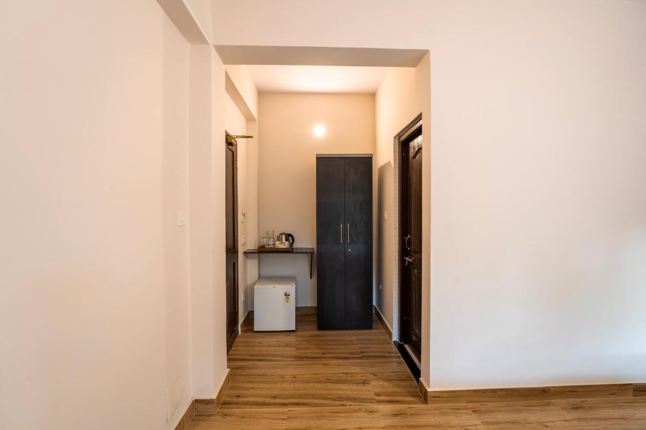 Barbosa, 2 Bhk & Luxury Near Colva, Sernabatim, Benaulim Villa